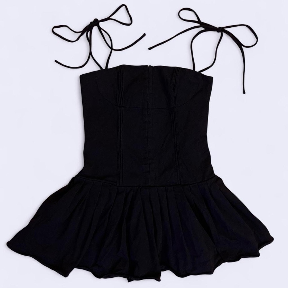 Edikted Rare Y2K Corset Style Strappy Blouse with Ruffled “Skirt” 🖤 🦇